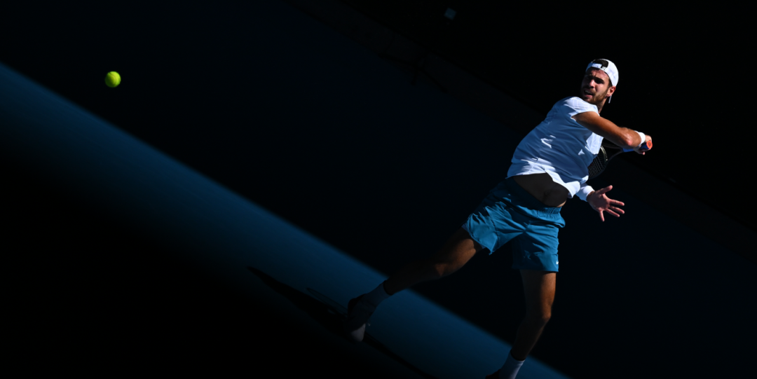 引入战略投 引入战略投