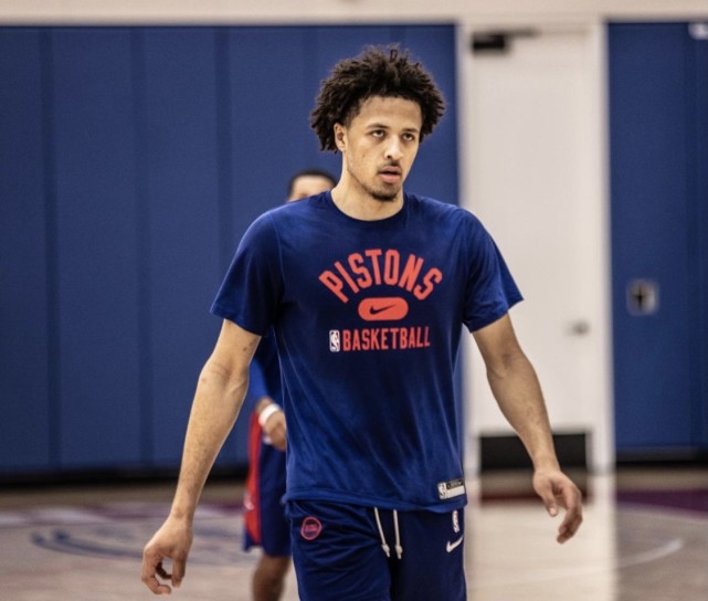 重心仍是N 重心仍是N