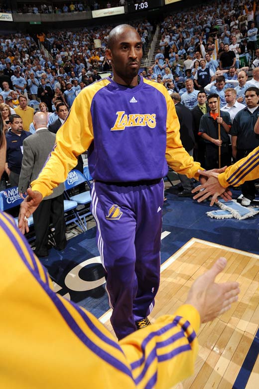 对于中国足 对于中国足